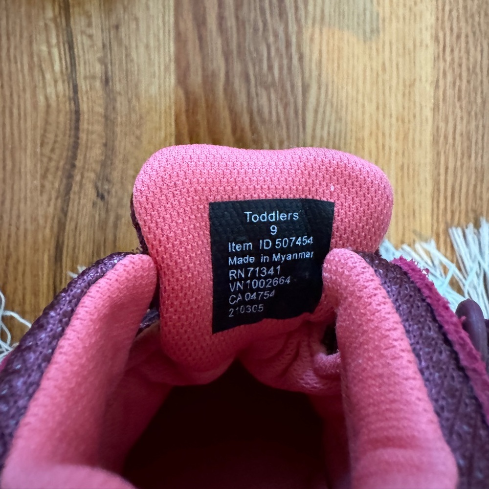 L.L. Bean Kids Boots - Burgundy and Gray - Picture 5 of 5